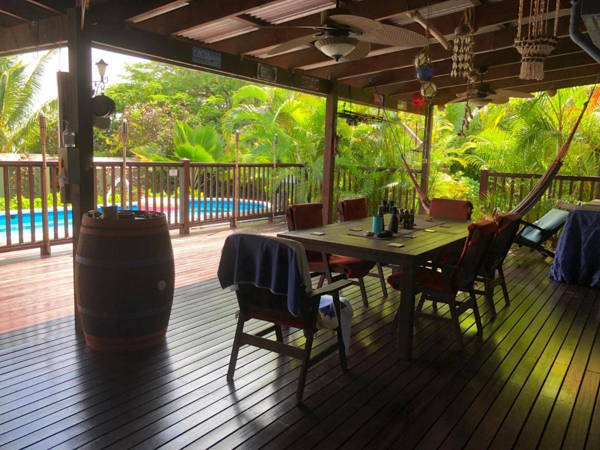 Island Time Guest Room Flying Fish Cove 外观 照片